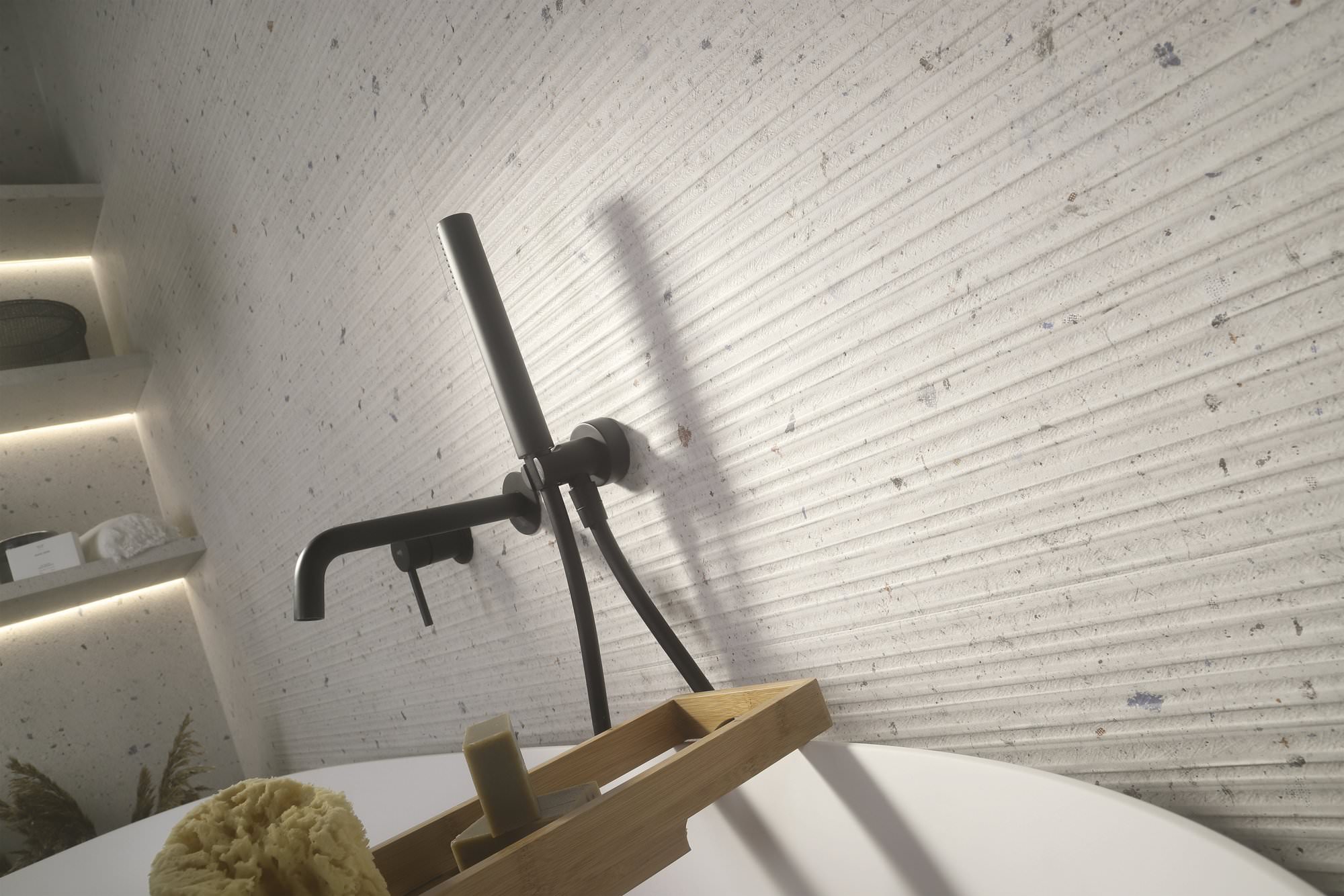 Re-use White - Imagen 6